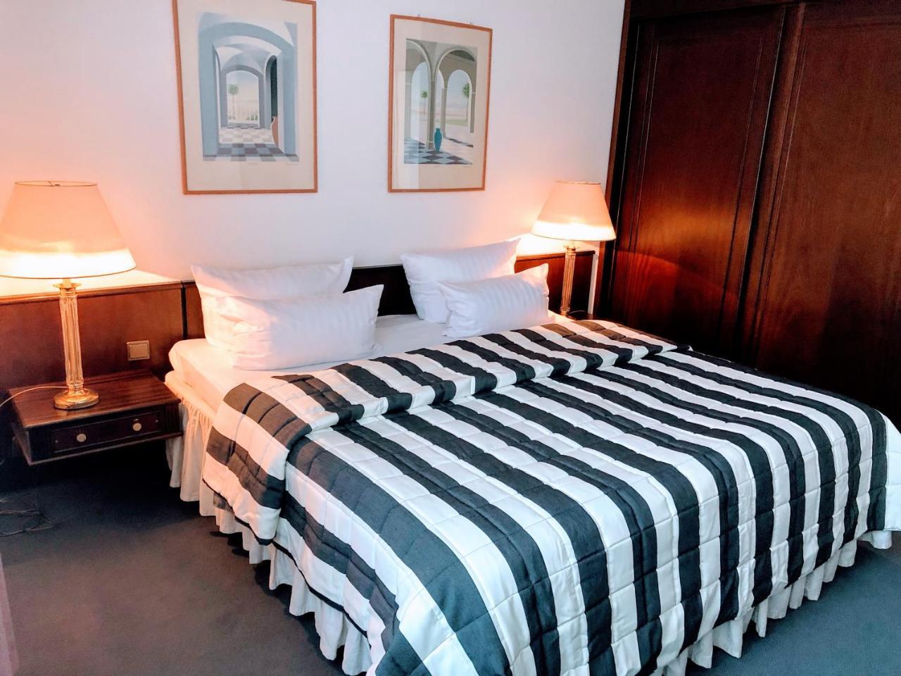Hotel Koelner Hof Dormagen Dış mekan fotoğraf